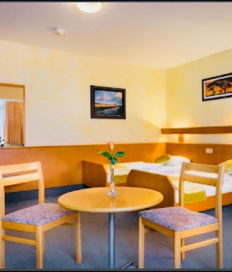 Mc Hotel Karlsruhe Eksteriør bilde