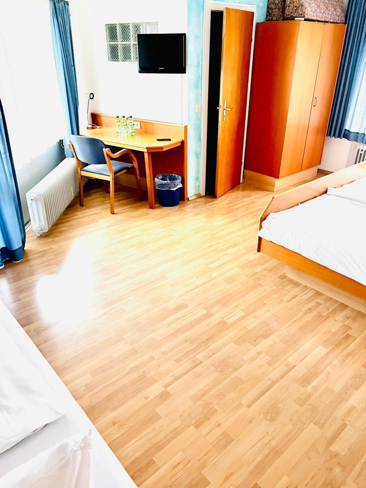 Mc Hotel Karlsruhe Eksteriør bilde