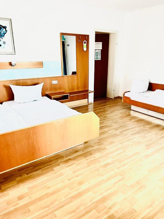 Mc Hotel Karlsruhe Eksteriør bilde